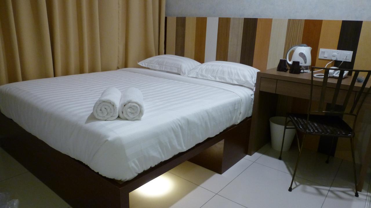 Uptown Subang Airport Otel Shah Alam Dış mekan fotoğraf