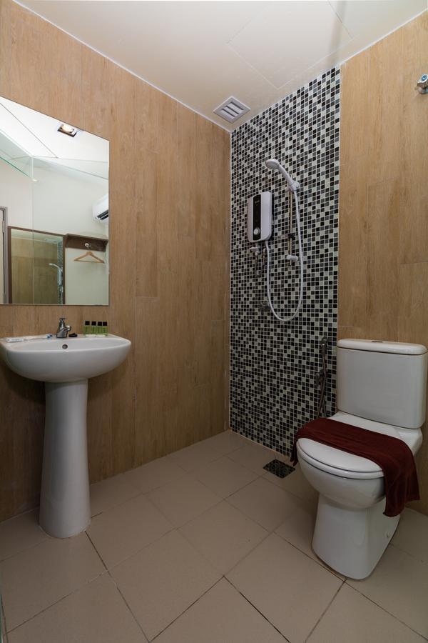Uptown Subang Airport Otel Shah Alam Dış mekan fotoğraf
